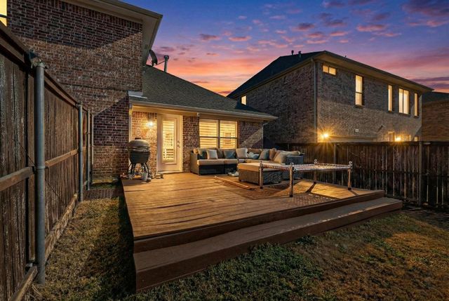 8715 Lindenwood Lane, Irving, TX 75063