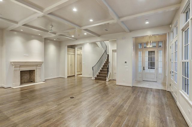 28 Audubon Hollow Lane, Houston, TX 77027