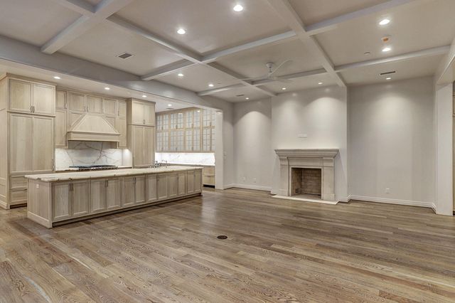 28 Audubon Hollow Lane, Houston, TX 77027