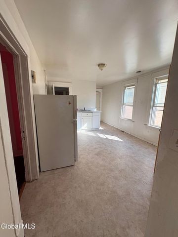 2034 Avenue A, Schenectady, NY 12308