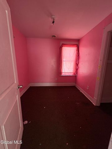 2034 Avenue A, Schenectady, NY 12308