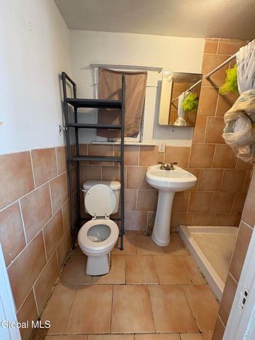 2034 Avenue A, Schenectady, NY 12308