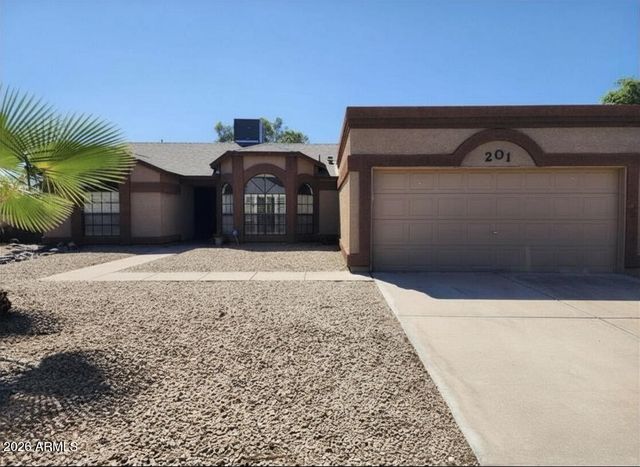 201 W MICHELLE Drive, Phoenix, AZ 85023