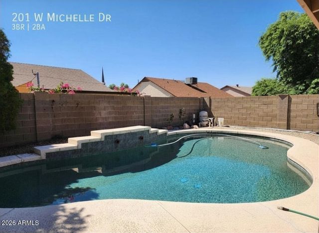 201 W MICHELLE Drive, Phoenix, AZ 85023
