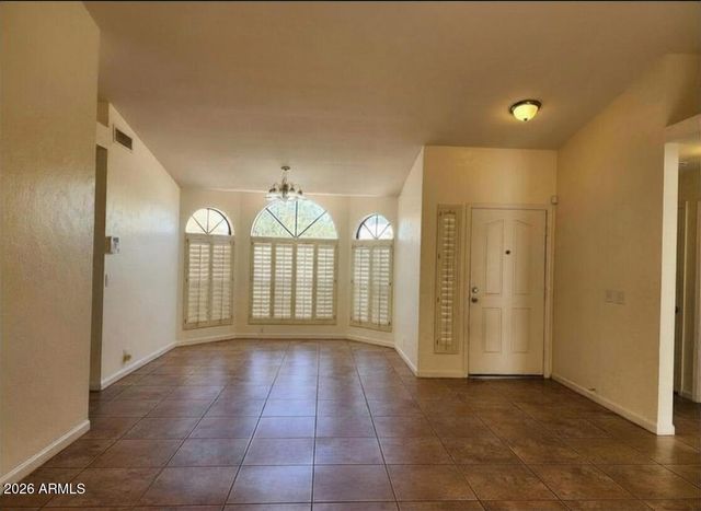 201 W MICHELLE Drive, Phoenix, AZ 85023