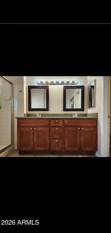 201 W MICHELLE Drive, Phoenix, AZ 85023