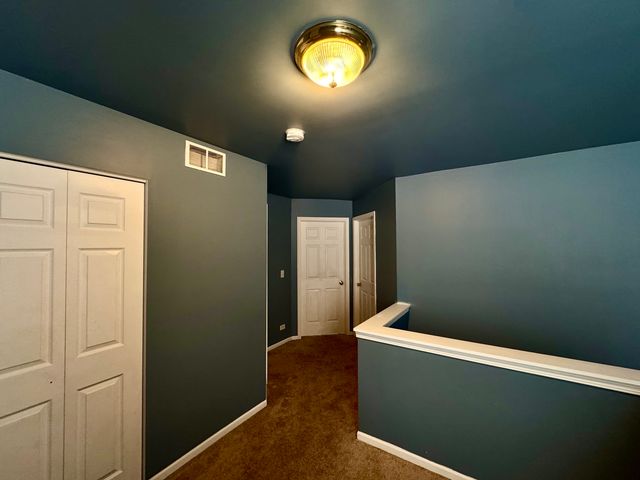 24041 W Walnut Circle, Plainfield, IL 60585