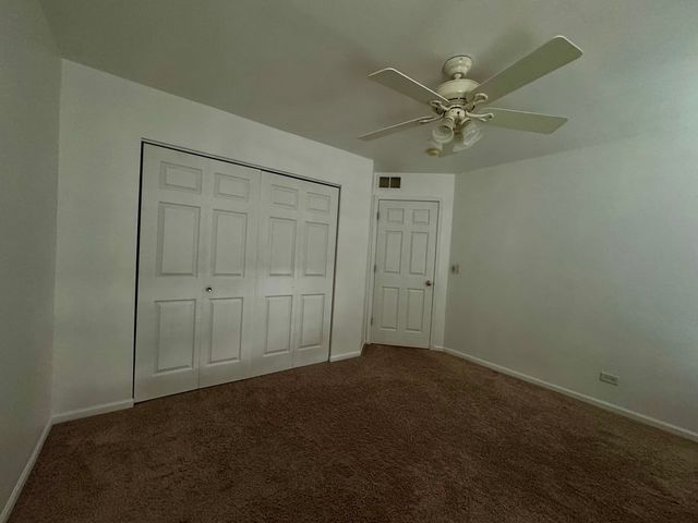 24041 W Walnut Circle, Plainfield, IL 60585