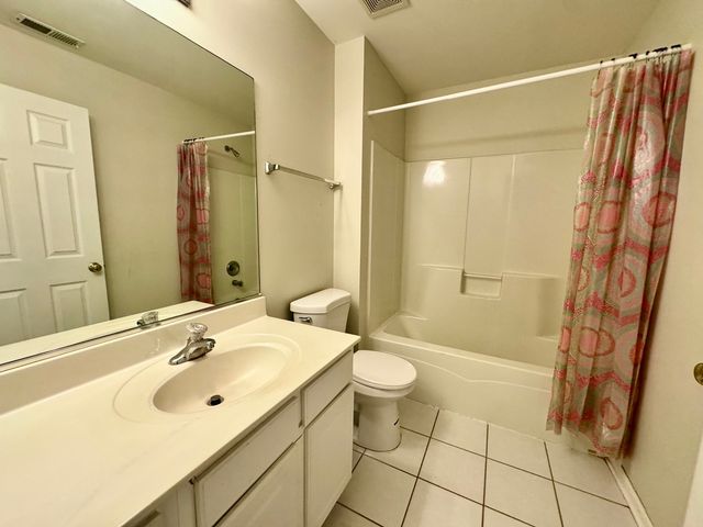 24041 W Walnut Circle, Plainfield, IL 60585