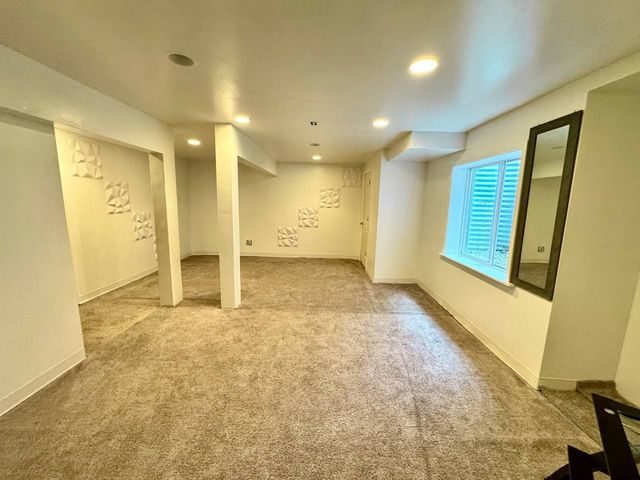 24041 W Walnut Circle, Plainfield, IL 60585