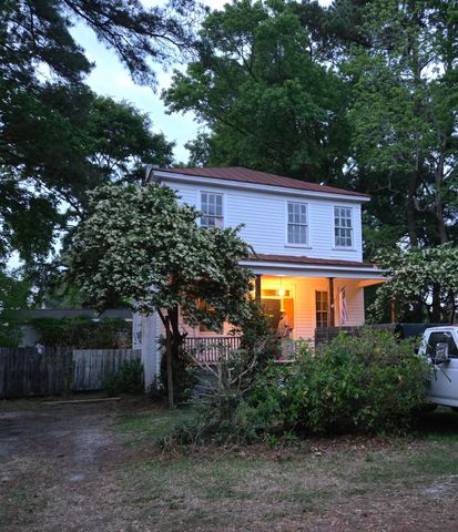 1104 N Hillside Drive, Charleston, SC 29407