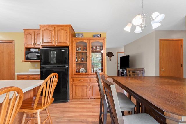 W783 COUNTY RD VV, Seymour, WI 54165