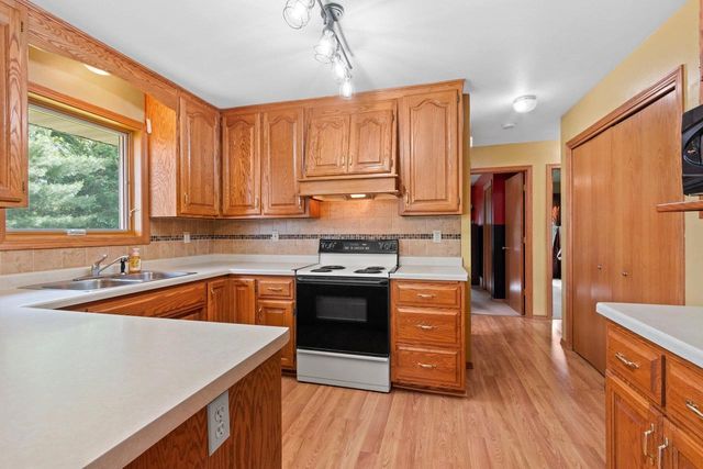 W783 COUNTY RD VV, Seymour, WI 54165