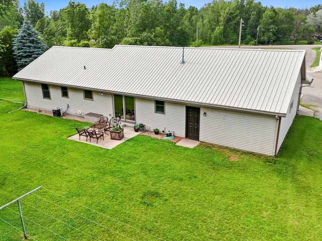 W783 COUNTY RD VV, Seymour, WI 54165