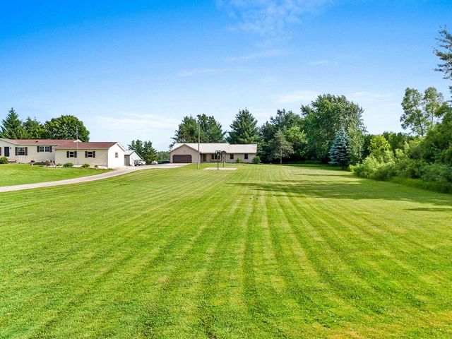 W783 COUNTY RD VV, Seymour, WI 54165
