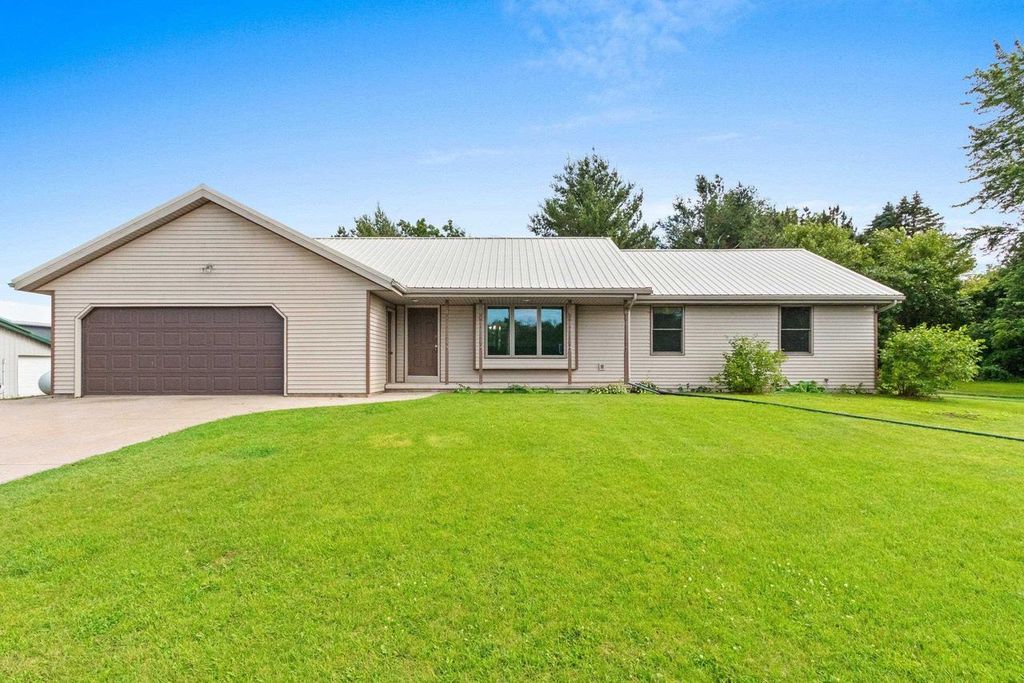 W783 COUNTY RD VV, Seymour, WI 54165