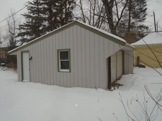 1048 Linwood Avenue, Saint Paul, MN 55105