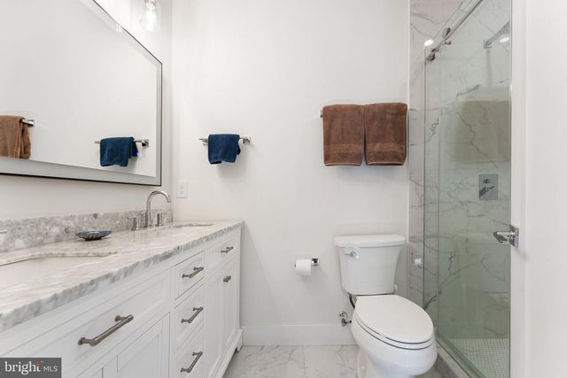 922 8TH ST NE, Washington, DC 20002