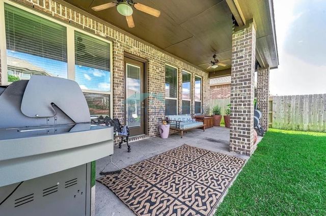 2316 Sterling Hollow Lane, League City, TX 77573