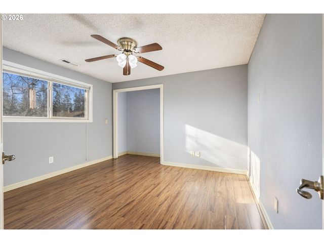 3812 Ne 100TH Ct, Vancouver, WA 98662