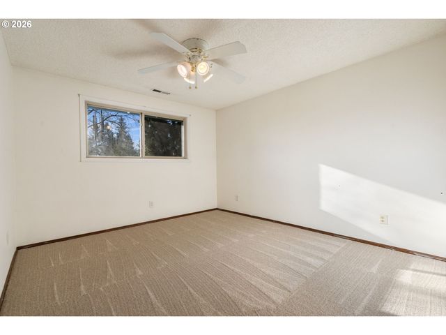 3812 Ne 100TH Ct, Vancouver, WA 98662