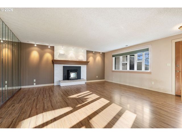 3812 Ne 100TH Ct, Vancouver, WA 98662