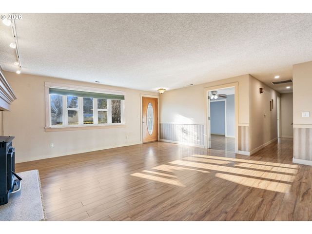 3812 Ne 100TH Ct, Vancouver, WA 98662