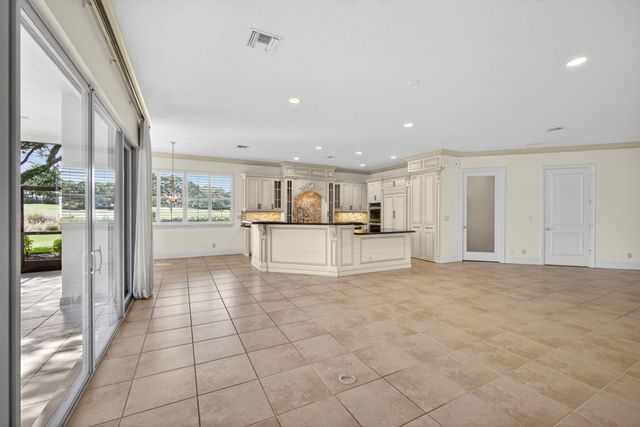11548 Villa Vasari Drive, Palm Beach Gardens, FL 33418