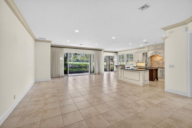 11548 Villa Vasari Drive, Palm Beach Gardens, FL 33418