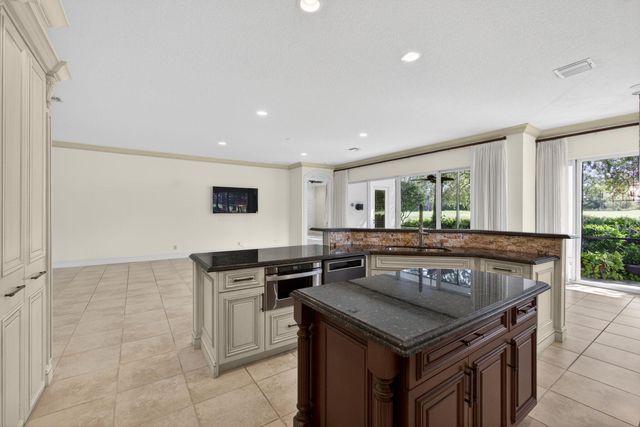 11548 Villa Vasari Drive, Palm Beach Gardens, FL 33418