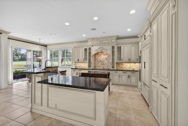 11548 Villa Vasari Drive, Palm Beach Gardens, FL 33418