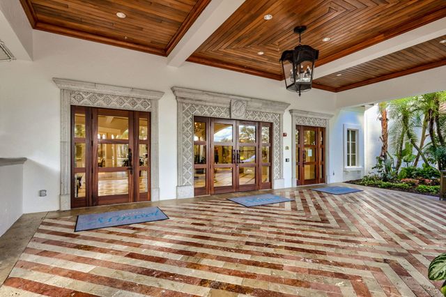 11548 Villa Vasari Drive, Palm Beach Gardens, FL 33418