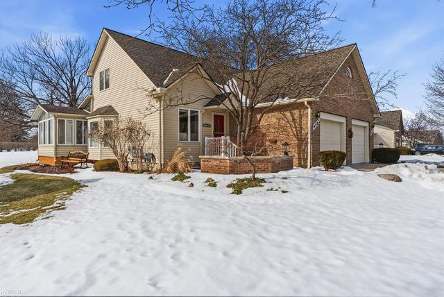 4482 Springbrook Drive, Swartz Creek, MI 48473