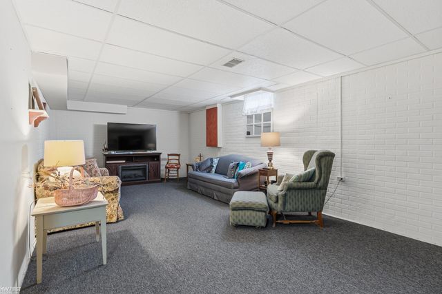 4482 Springbrook Drive, Swartz Creek, MI 48473