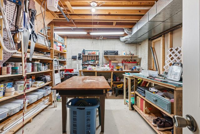 4482 Springbrook Drive, Swartz Creek, MI 48473