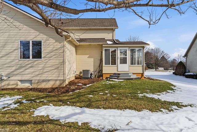 4482 Springbrook Drive, Swartz Creek, MI 48473