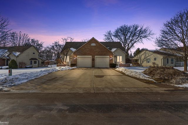 4482 Springbrook Drive, Swartz Creek, MI 48473