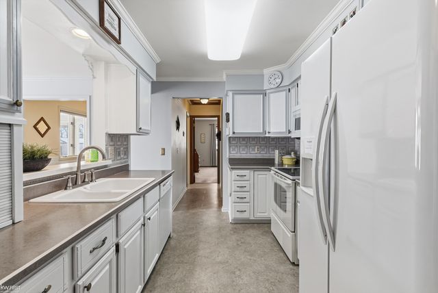 4482 Springbrook Drive, Swartz Creek, MI 48473