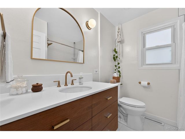 210 S Bryant St, Denver, CO 80219