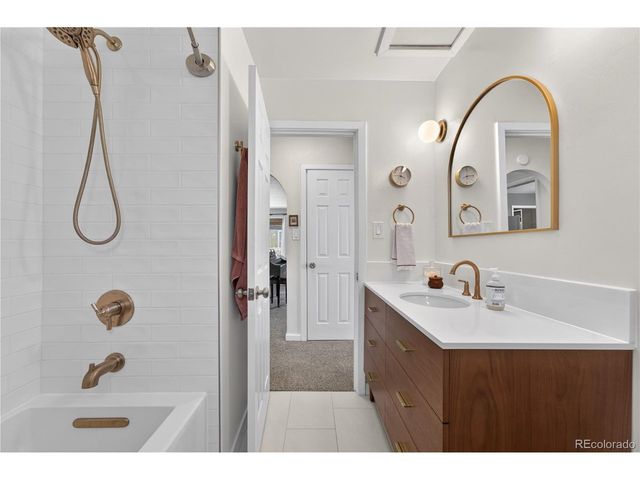210 S Bryant St, Denver, CO 80219