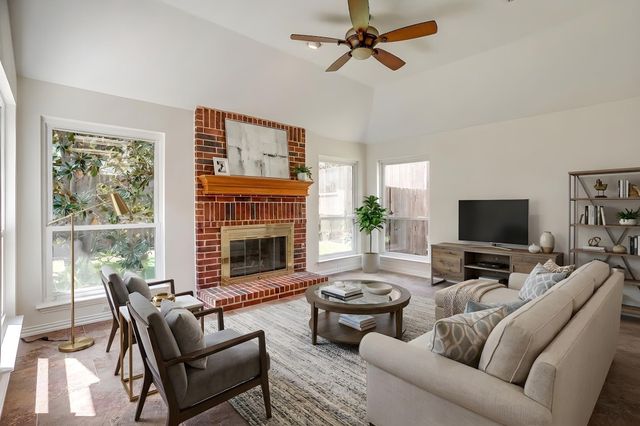 3820 Misty Glen Court, Bedford, TX 76021
