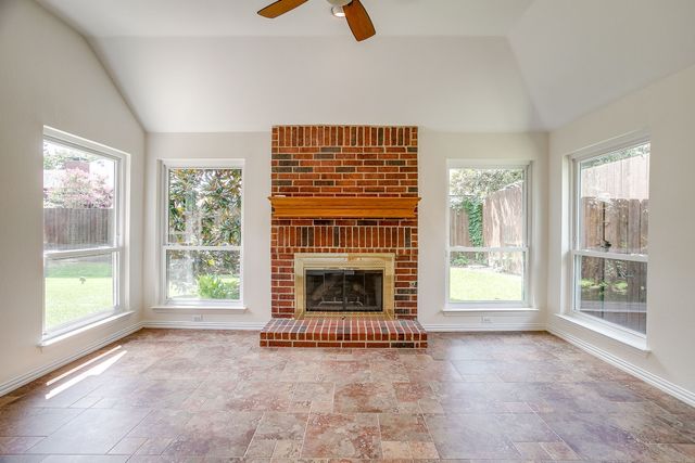 3820 Misty Glen Court, Bedford, TX 76021