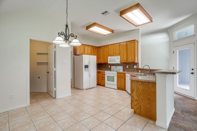 3820 Misty Glen Court, Bedford, TX 76021