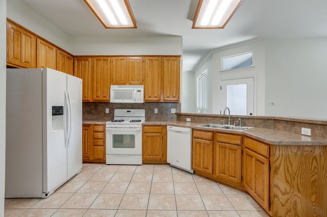 3820 Misty Glen Court, Bedford, TX 76021