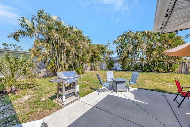 2307 VALENCIA DRIVE, Sarasota, FL 34239