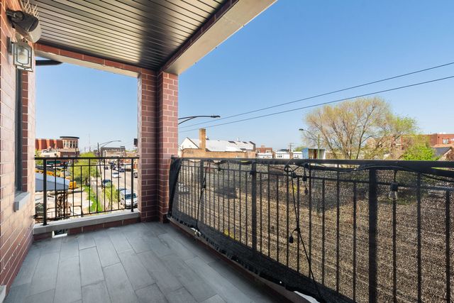 3140 N Elston Avenue 2N, Chicago, IL 60618