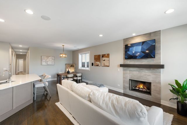 3140 N Elston Avenue 2N, Chicago, IL 60618