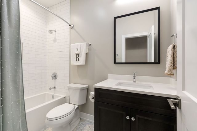 3140 N Elston Avenue 2N, Chicago, IL 60618