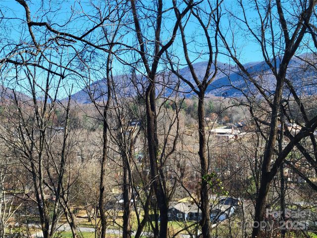 0 Blink Bonny Drive B9, Waynesville, NC 28786