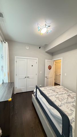 3422 S NORMAL Avenue, Chicago, IL 60616